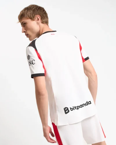 779970-B50_05_3ff3e3f6-a8b4-4723-a2d3-4789c988d37e_800x